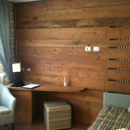 Hotel Garni Vittoria Fiera Di Primiero Ngoại thất bức ảnh