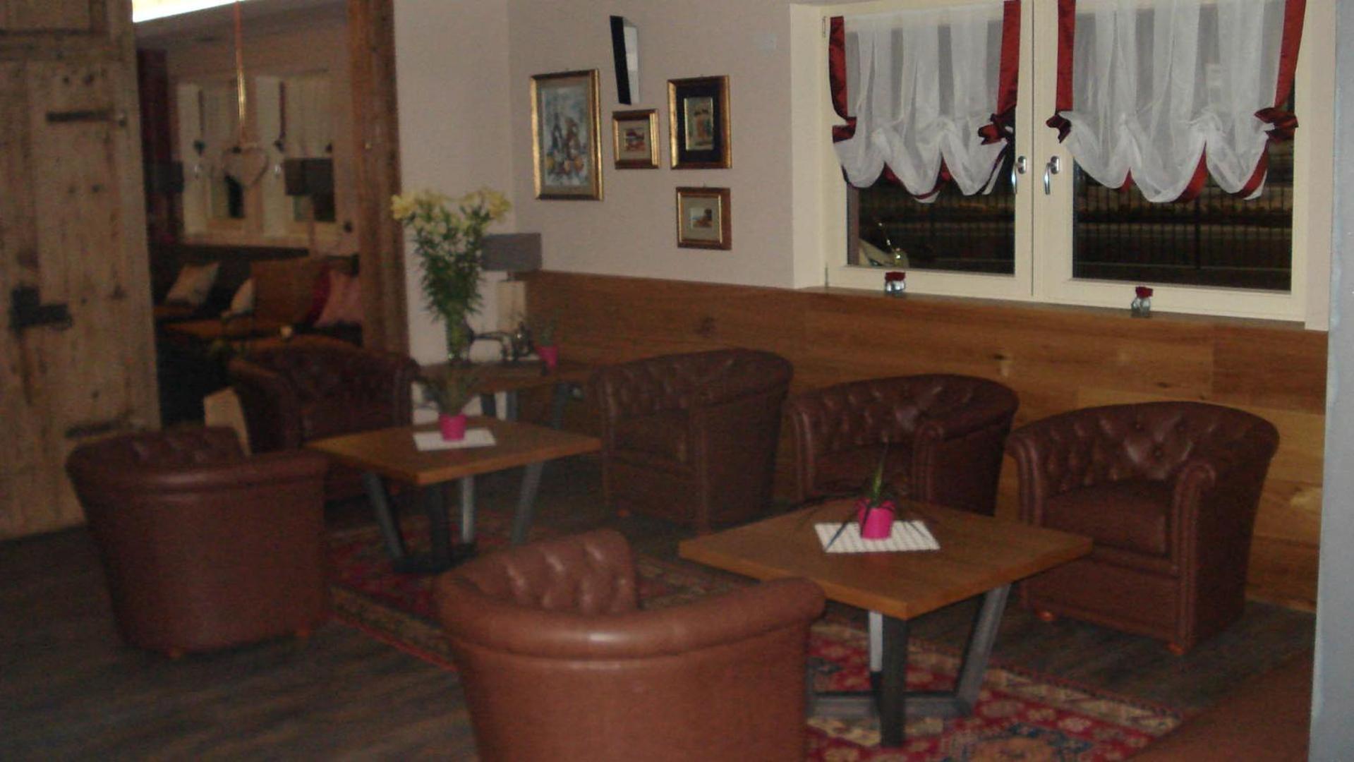 Hotel Garni Vittoria Fiera Di Primiero Ngoại thất bức ảnh