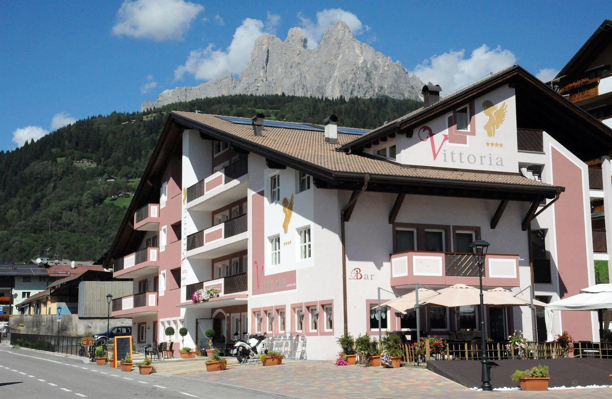 Hotel Garni Vittoria Fiera Di Primiero Ngoại thất bức ảnh